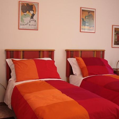 Affittacamere Parco Dei Canape Foligno Habitación foto