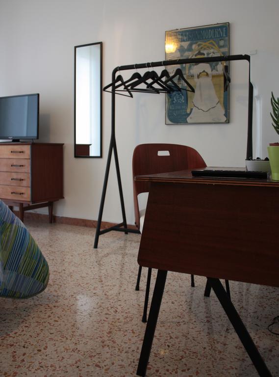 Affittacamere Parco Dei Canape Foligno Habitación foto